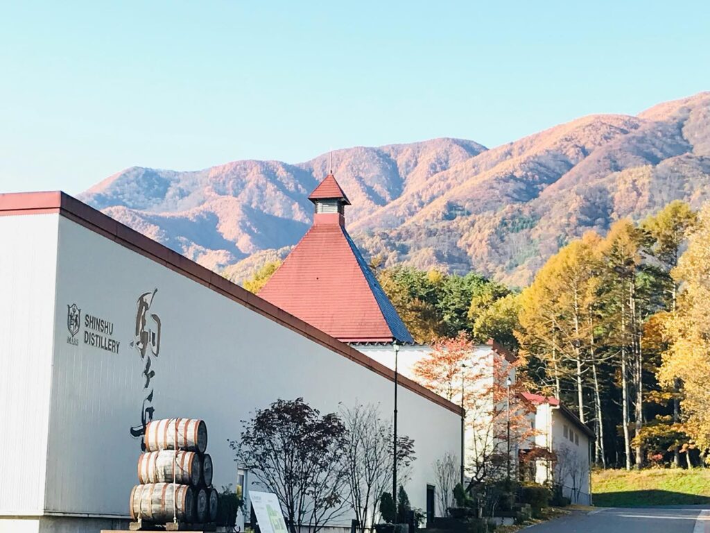 Overview of Mars Komagatake Distillery, a destination for whisky lovers, blending tradition and innovation in premium Japanese whisky.