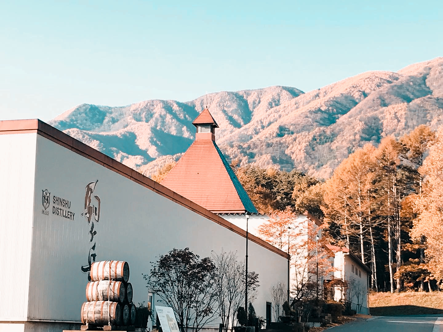  Overview of Mars Shinshu Distillery, showcasing its rich history and commitment to quality in Japanese whisky production.