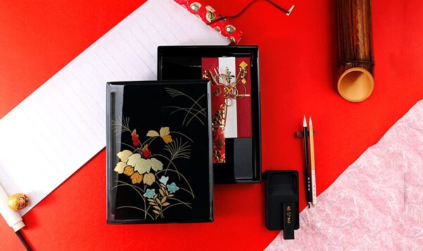 Handcrafted Japanese lacquerware featuring traditional Urushi artistry, perfect for elegant dining and timeless home décor.