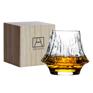 Exquisite Edo Kiriko whisky glass with intricate Japanese craftsmanship, perfect for savoring premium Japanese whisky.