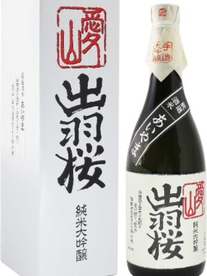 Experience the refined taste of  Junmai Daiginjo sake. Crafted with expertise, this Junmai Daiginjo offers a premium sake flavor profile, perfect for connoisseurs.