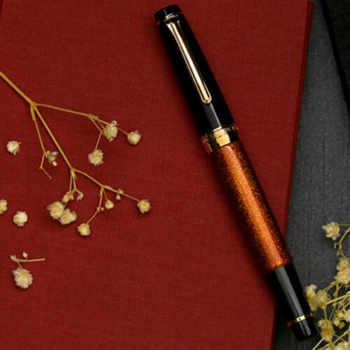 Handcrafted Japanese traditional crafts – Edo Kiriko glass, lacquerware, and washi art