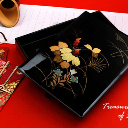 Handcrafted Japanese traditional crafts – Edo Kiriko glass, lacquerware, and washi art