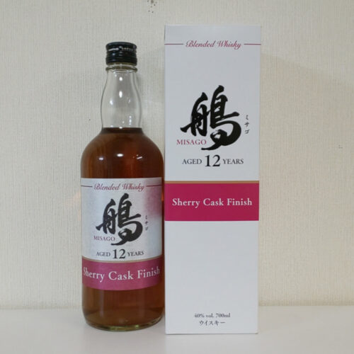 Premium Japanese lifestyle products – fine whisky, artisan crafts, and elegant design sake
