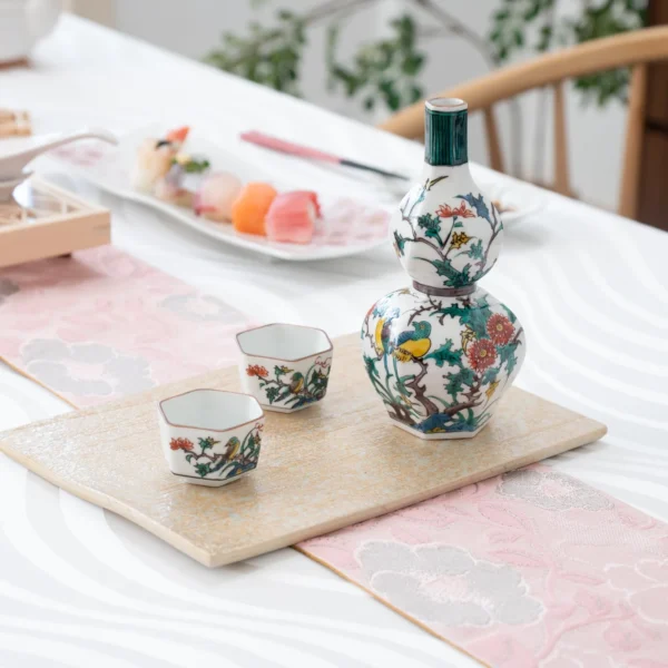 BIRDS AND FLOWERS KUTANI SAKE SET06