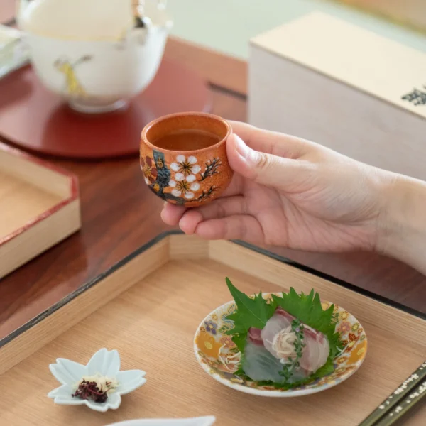 FIVE FLOWERS OCHOKO SAKE CUP SET04