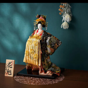 Japanese Oyama Doll Geisha Oiran Japanese Decor Art Pure Silk Kimono1
