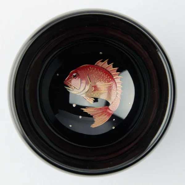 SWIMMING RED SEA BREAMWajima lacquerware guinomi sake cup02