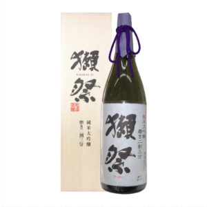 Dassai – Niwari Sanbu (1800ml, Wood Box)